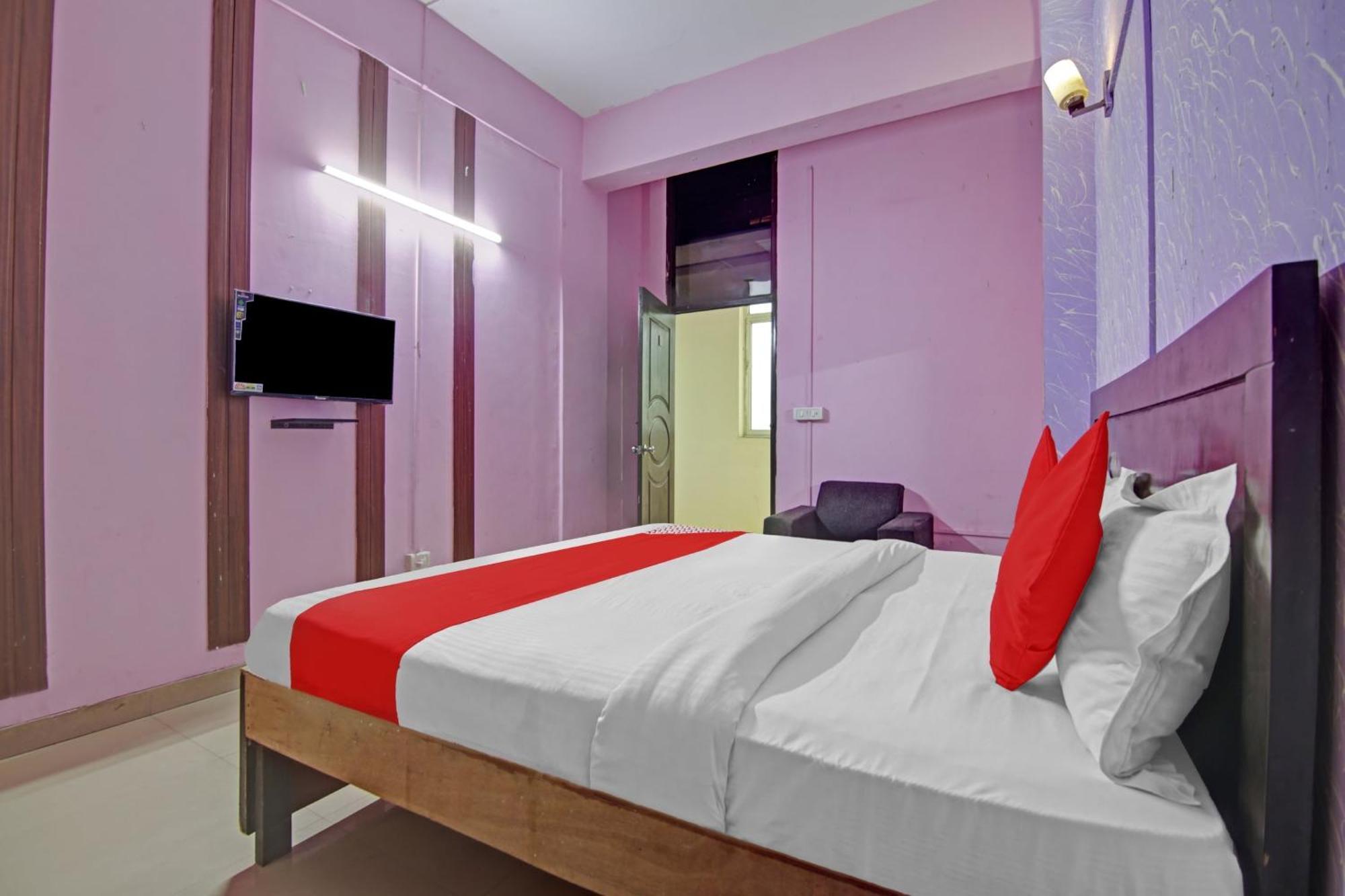 Hotel O Glorious Stayz Нойда Экстерьер фото